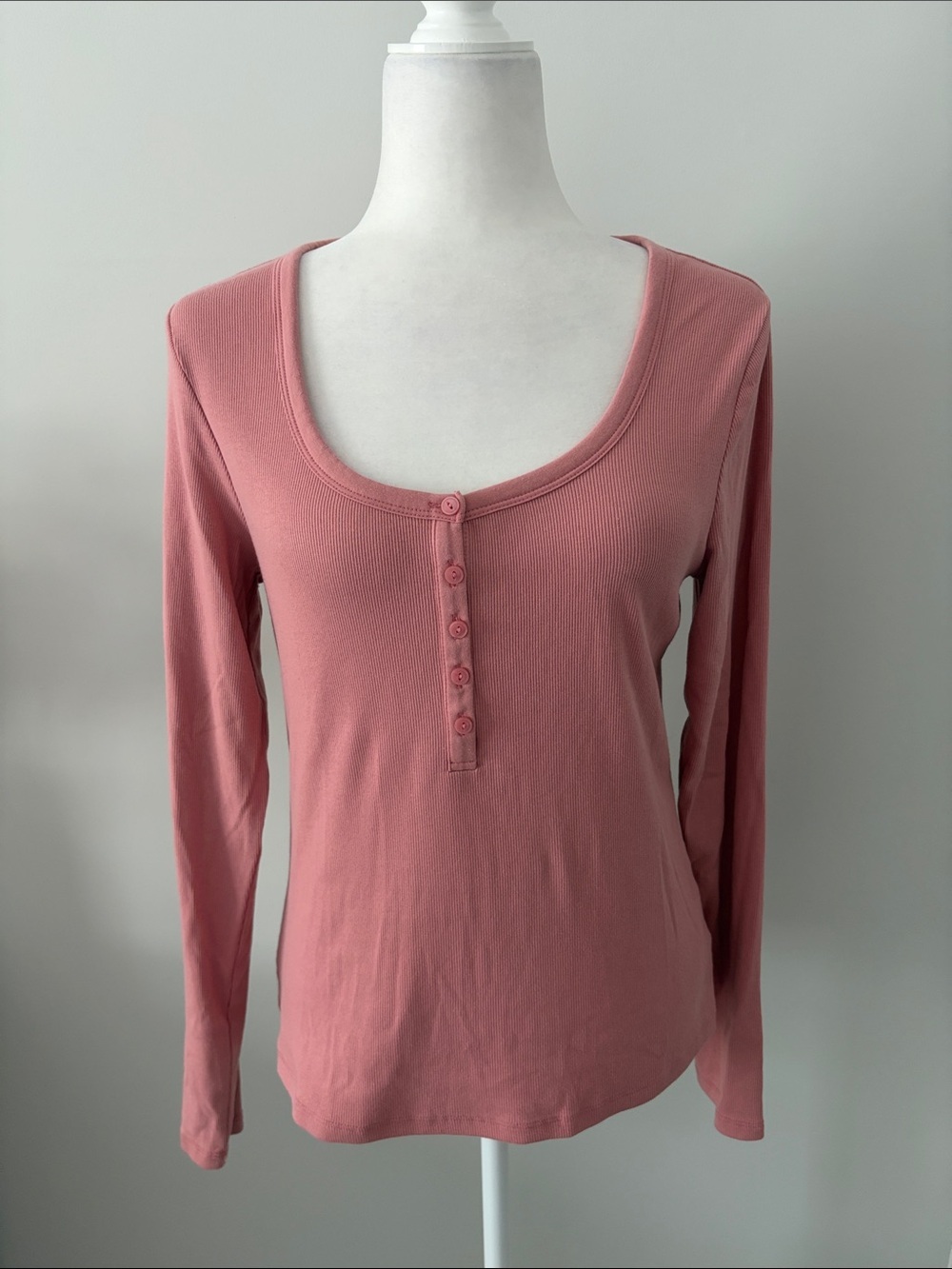 Old Navy Dusty Rose Long Sleeve Scoop Neck Henley